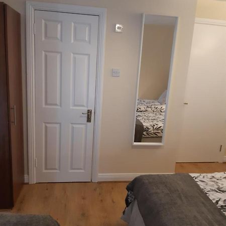 24 Beds In Carrick On Shannon Exterior photo