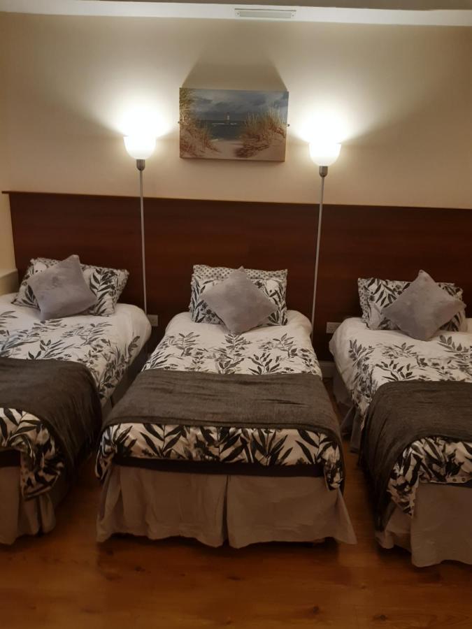 24 Beds In Carrick On Shannon Exterior photo