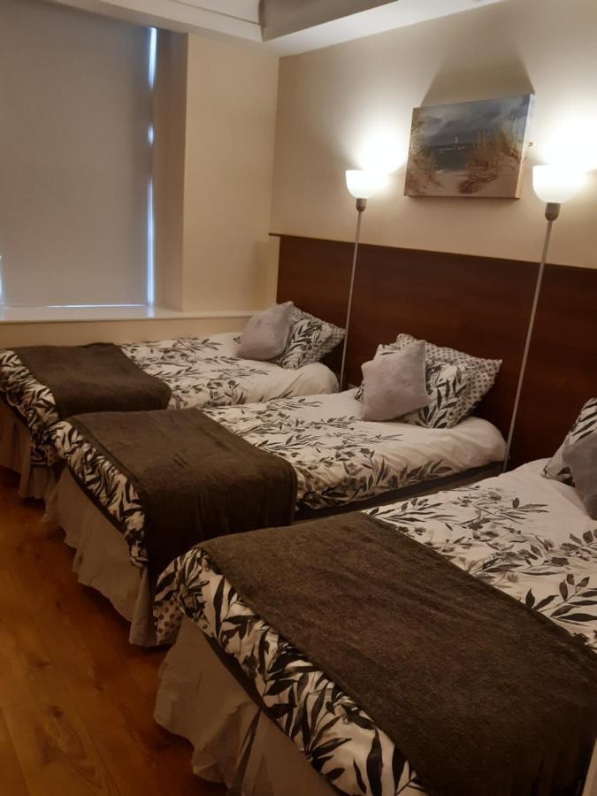 24 Beds In Carrick On Shannon Exterior photo